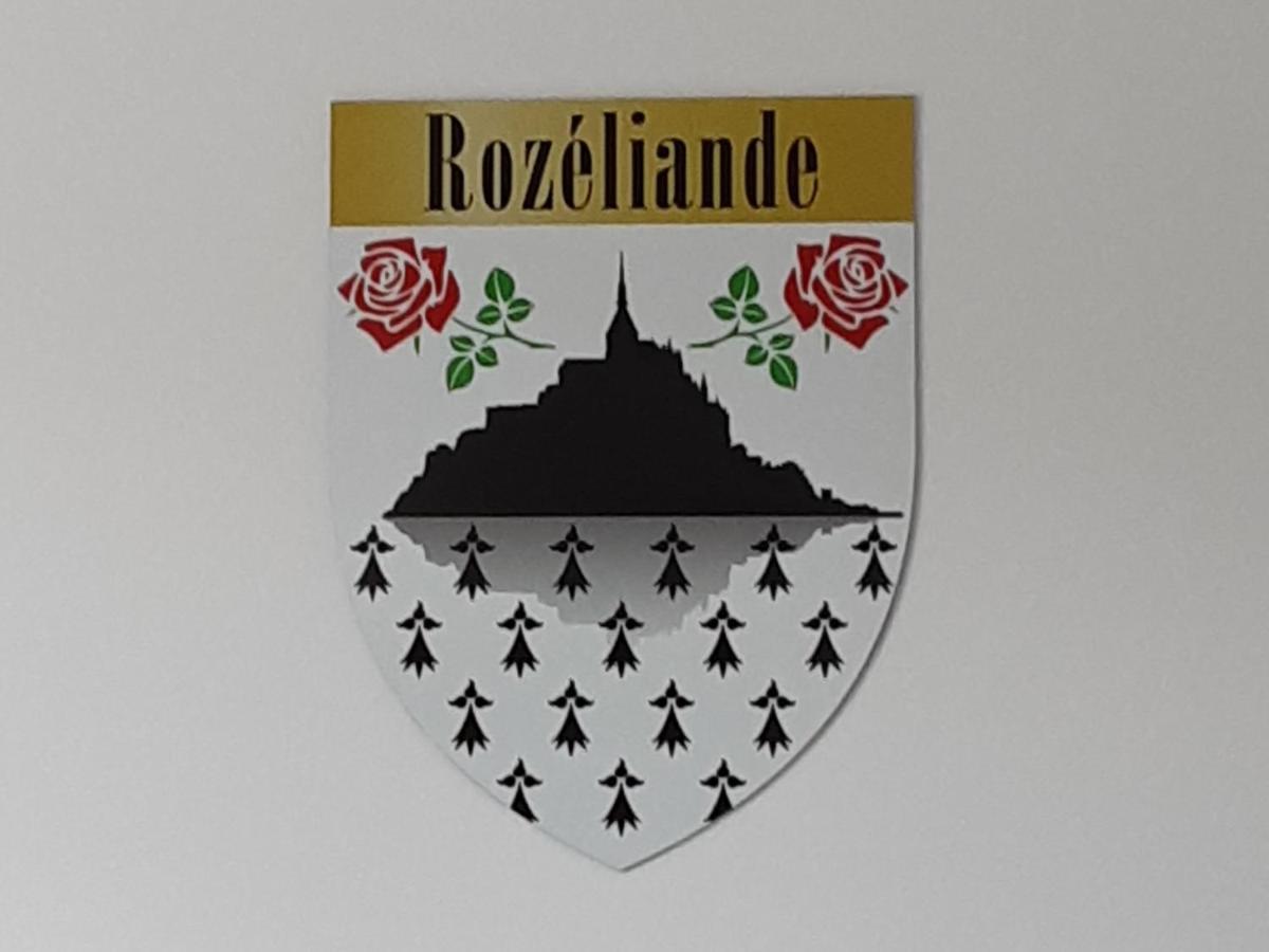 Rozeliande Villa โรส-โซร์-คูเอสน็อง ภายนอก รูปภาพ